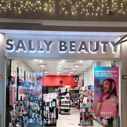Sally Galerias Vallarta