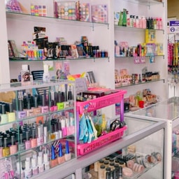 Glow Cosmetics Distribuidora de maquillaje en Cuenca