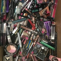 Santa Belleza Cosmeticos y Accesorios