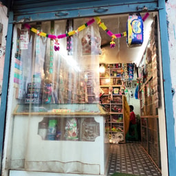 Siya Singar & Beauty Parlour